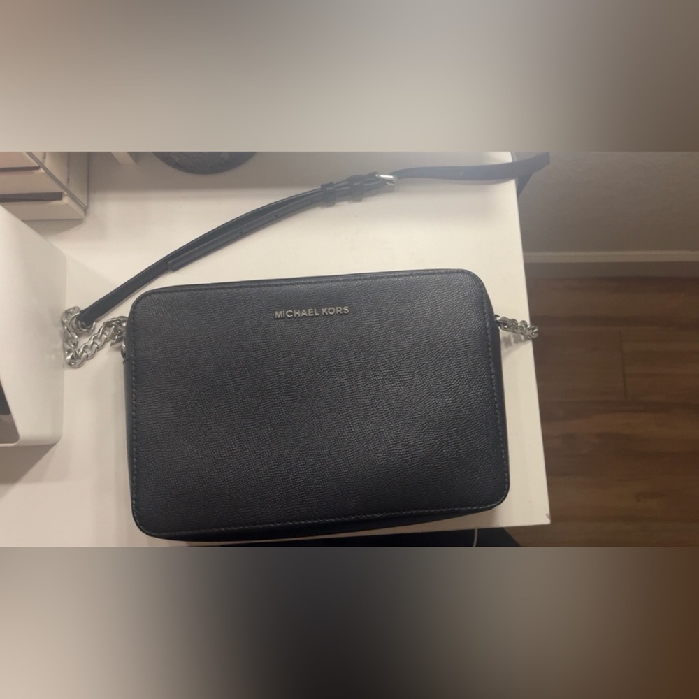 MK JET SET LARGE CROSSBODY BAG - Picture 8 of 8
